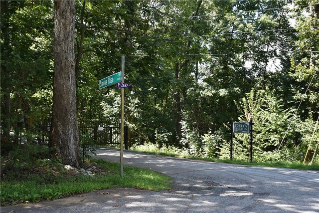 517 Chimney Ridge, Westminster, SC 29693