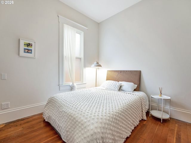 4214 N MONTANA Ave, Portland, OR 97217