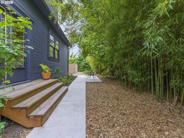 4214 N MONTANA Ave, Portland, OR 97217