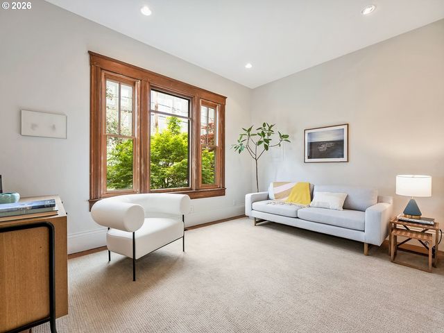 4214 N MONTANA Ave, Portland, OR 97217