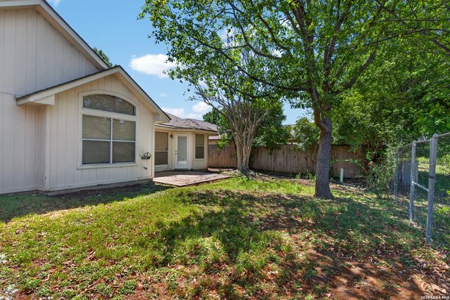 15035 PRESTON HOLLOW DR, San Antonio, TX 78247