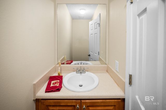 10590 County Road 32, Fairhope, AL 36532