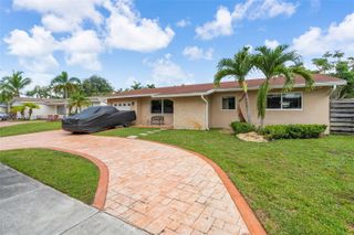11311 NW 23rd Street, Pembroke Pines, FL 33026