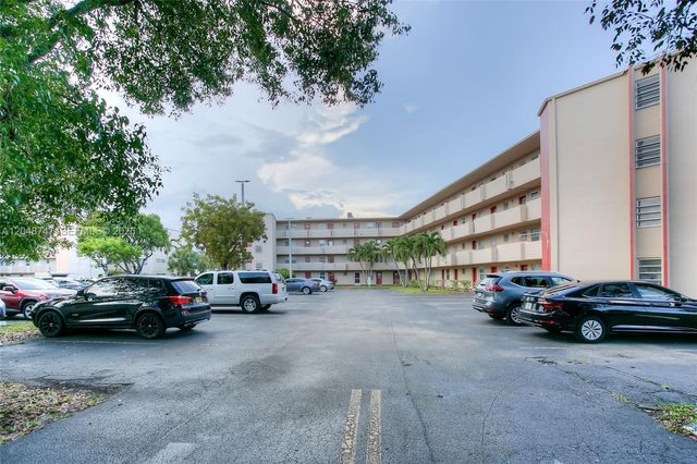 1501 NE 191st Street C106, Miami, FL 33179