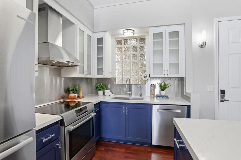 Image 4 of property listing at 800 N 8th Street 305, San Jose, CA 95112