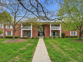 42231 Toddmark Lane, Clinton Charter Township, MI 48038