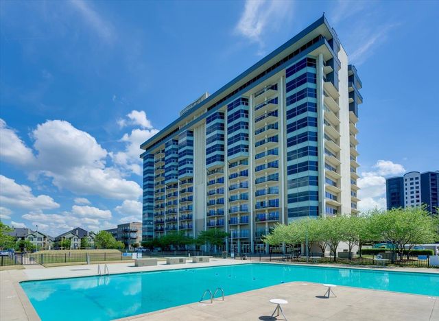 655 S Riverside Dr Apt 202, Memphis, TN 38103