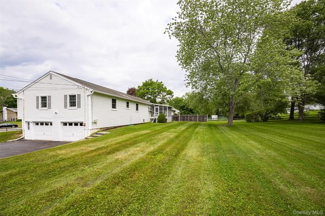 5 Millbank Road, Poughkeepsie, NY 12603