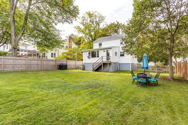 133 Gulliver St, Milton, MA 02186