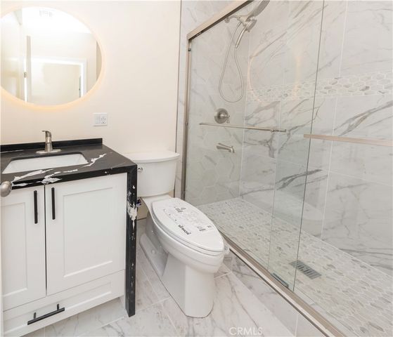 536 Myrtle A, Glendale, CA 91203