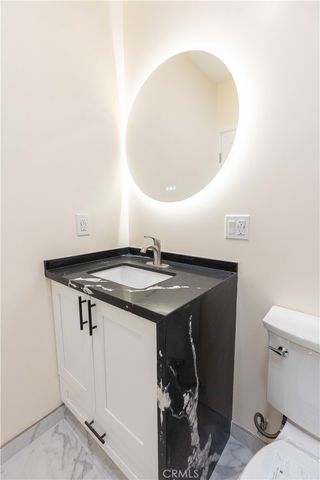 536 Myrtle A, Glendale, CA 91203