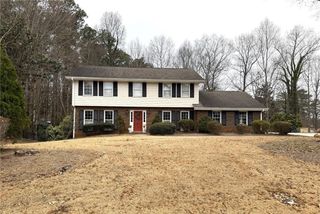 1140 Falstaff Drive, Roswell, GA 30076