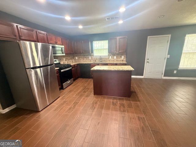 7155 Jumpers Trail, Fairburn, GA 30213