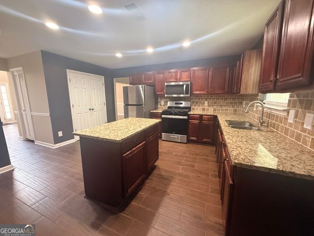 7155 Jumpers Trail, Fairburn, GA 30213