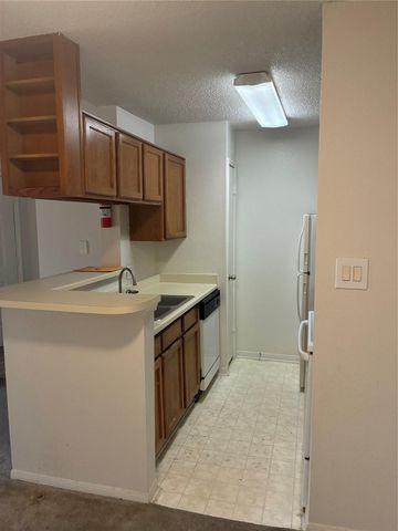 2121 Hepburn Street 404, Houston, TX 77054