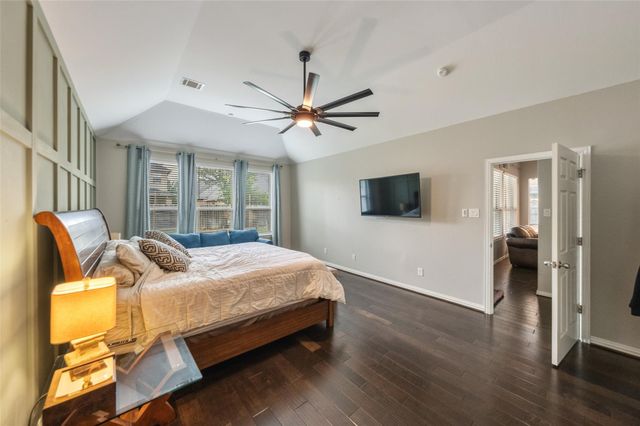 8109 Threadtail Street, Conroe, TX 77385