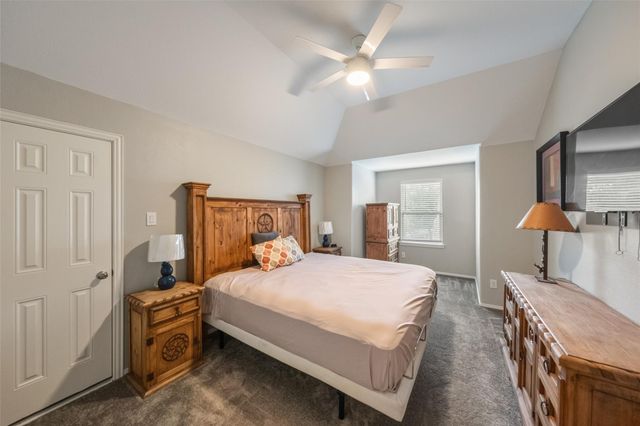 8109 Threadtail Street, Conroe, TX 77385