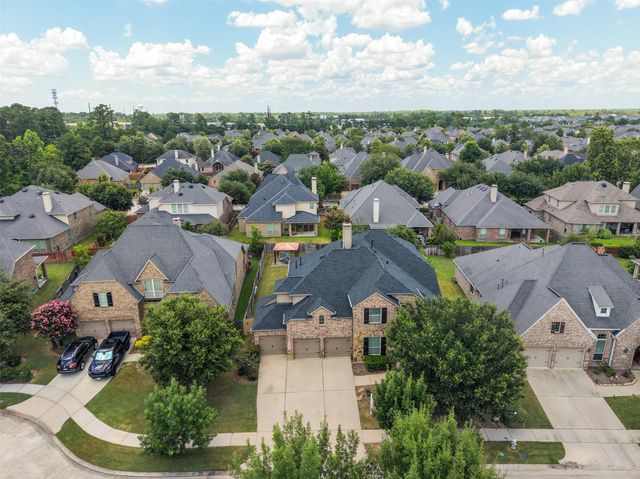8109 Threadtail Street, Conroe, TX 77385