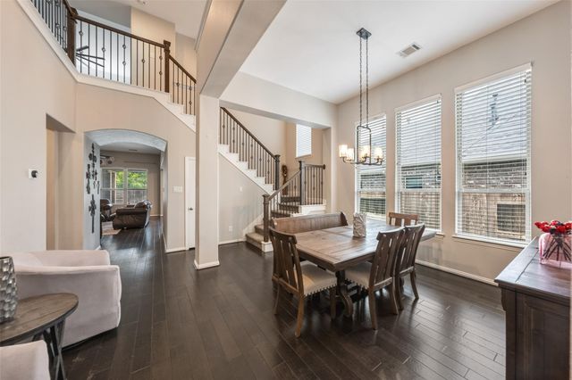 8109 Threadtail Street, Conroe, TX 77385
