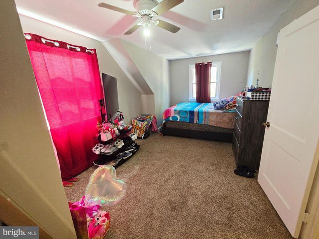 5112 72ND PL, Hyattsville, MD 20784