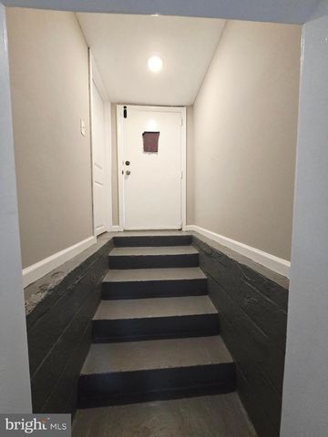 5112 72ND PL, Hyattsville, MD 20784
