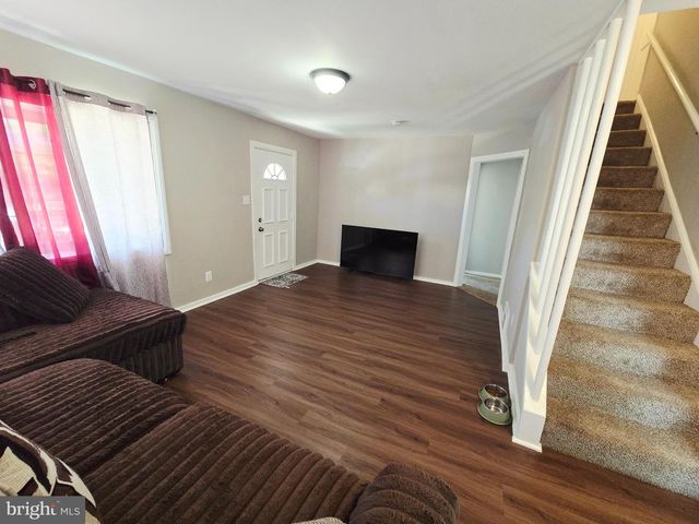 5112 72ND PL, Hyattsville, MD 20784