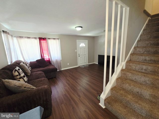 5112 72ND PL, Hyattsville, MD 20784
