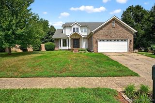 8420 Plum Run Drive, Sellersburg, IN 47172