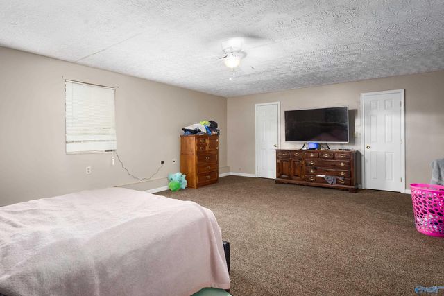 1001 Sterling Blvd, Sheffield, AL 35660