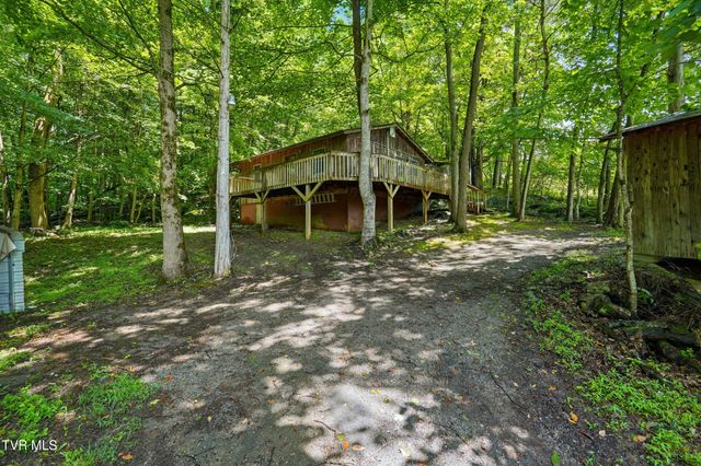 307 Ollis Bowers Hill Road, Kingsport, TN 37664