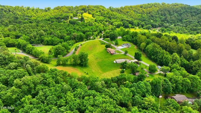307 Ollis Bowers Hill Road, Kingsport, TN 37664