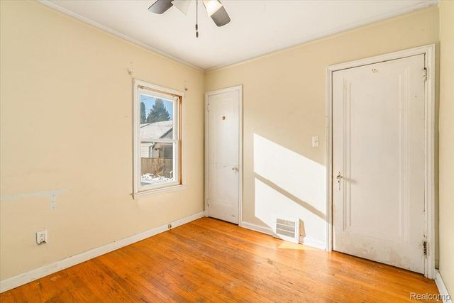 1409 Capitol Avenue, Lincoln Park, MI 48146