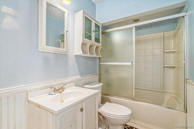 1409 Capitol Avenue, Lincoln Park, MI 48146