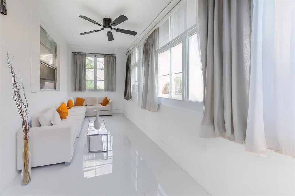 2401 NW 41st Avenue 101, Lauderhill, FL 33313