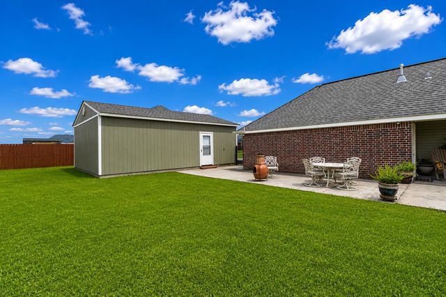 203 Millstone Dr, Thibodaux, LA 70301