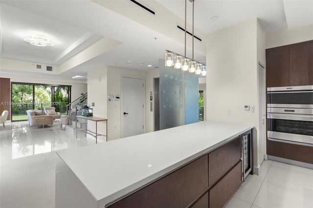 3040 N Ocean Boulevard N101, Fort Lauderdale, FL 33308