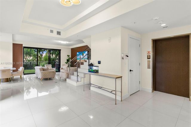 3040 N Ocean Boulevard N101, Fort Lauderdale, FL 33308