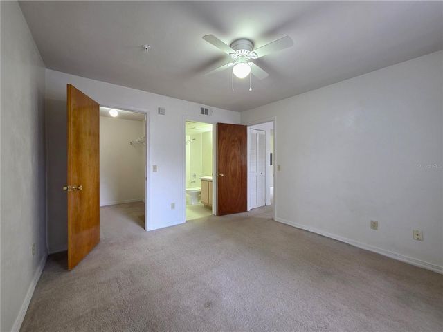 2360 SW ARCHER RD 912, Gainesville, FL 32608