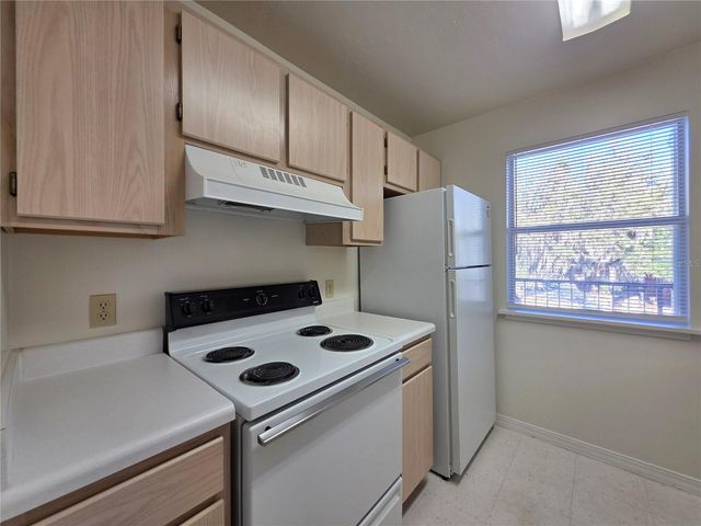 2360 SW ARCHER RD 912, Gainesville, FL 32608