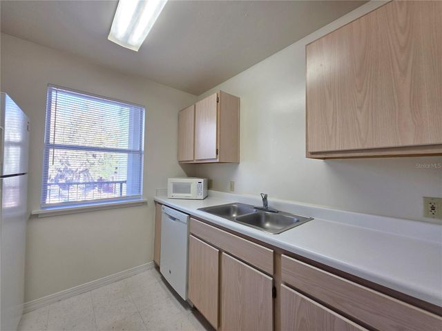 2360 SW ARCHER RD 912, Gainesville, FL 32608