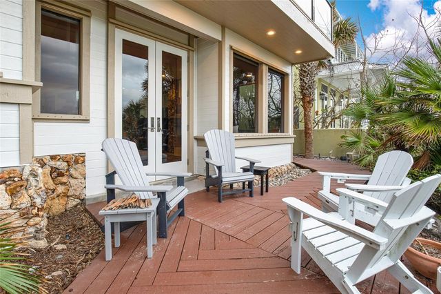 1421 N ATLANTIC AVENUE, New Smyrna Beach, FL 32169