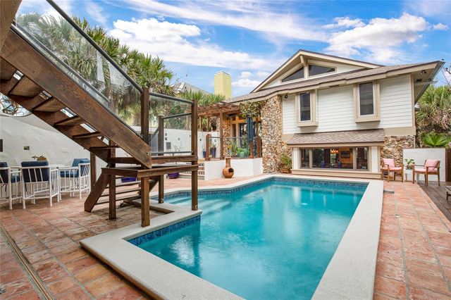1421 N ATLANTIC AVENUE, New Smyrna Beach, FL 32169