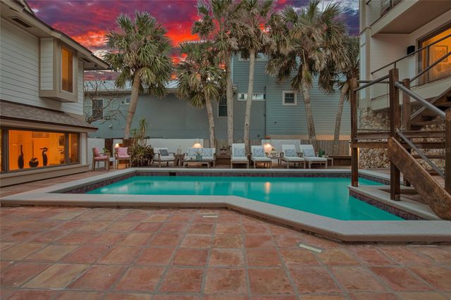 1421 N ATLANTIC AVENUE, New Smyrna Beach, FL 32169
