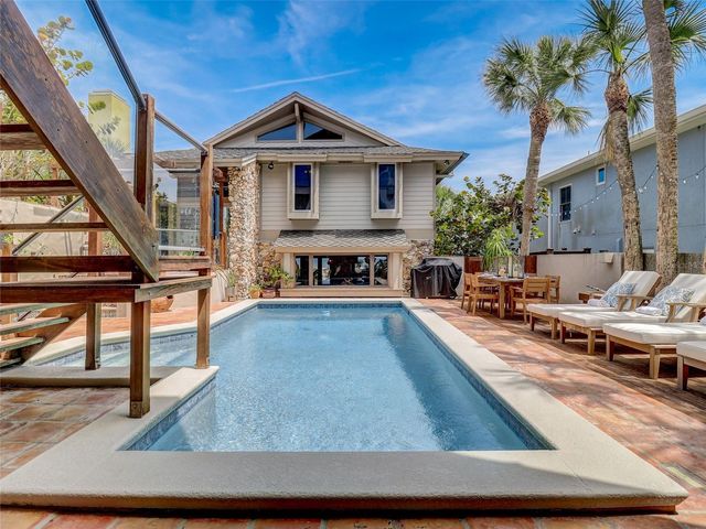 1421 N ATLANTIC AVENUE, New Smyrna Beach, FL 32169