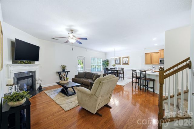 2429 Glyncastle Way, Gastonia, NC 28056