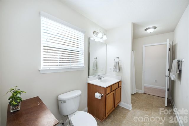 2429 Glyncastle Way, Gastonia, NC 28056