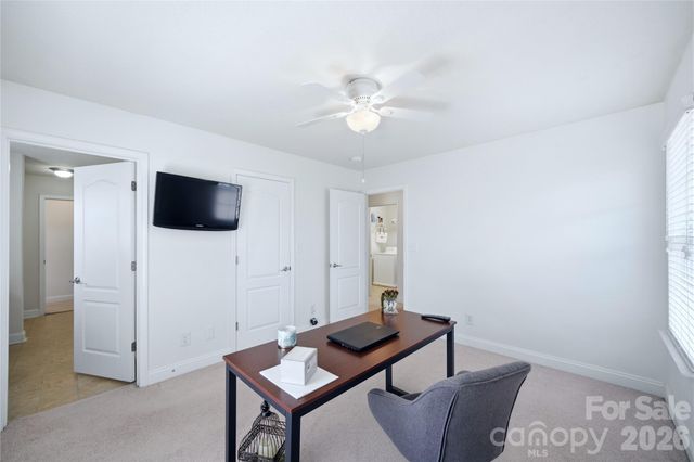 2429 Glyncastle Way, Gastonia, NC 28056