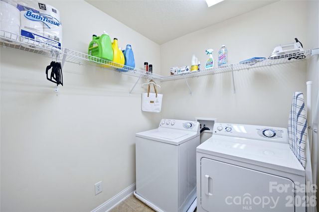 2429 Glyncastle Way, Gastonia, NC 28056