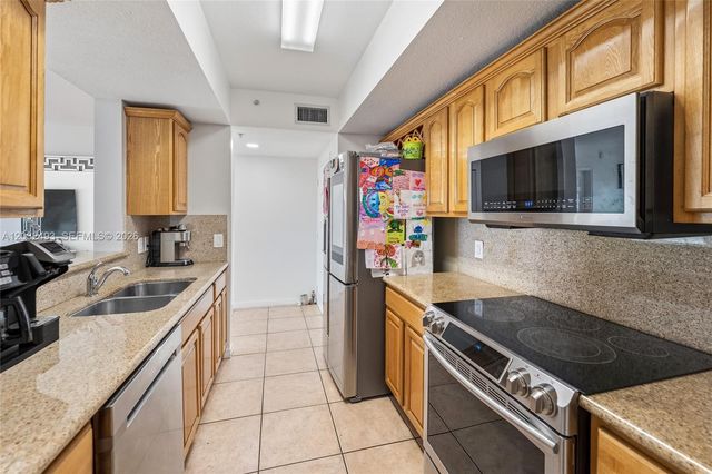 4242 NW 2nd Street 1001, Miami, FL 33126