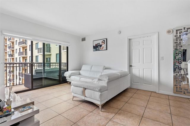 4242 NW 2nd Street 1001, Miami, FL 33126